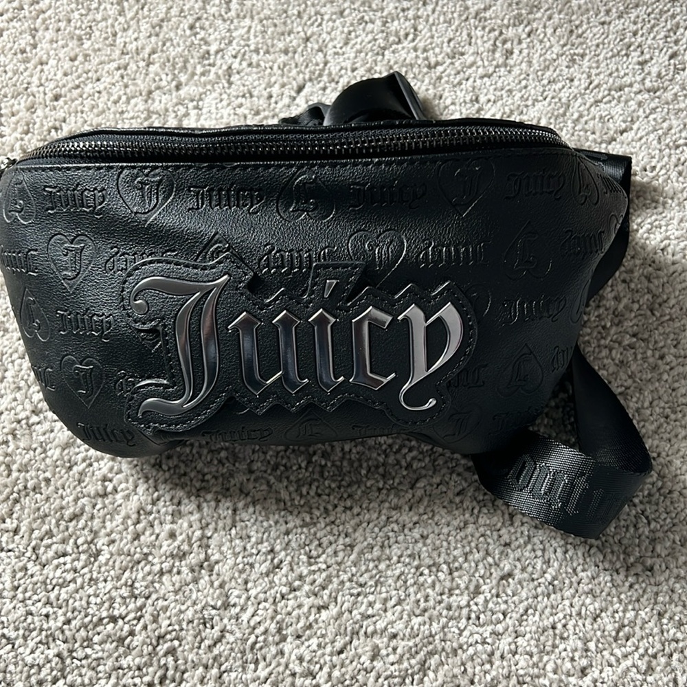 Juicy Couture Fanny Bag